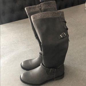 Brand new gray kala boots